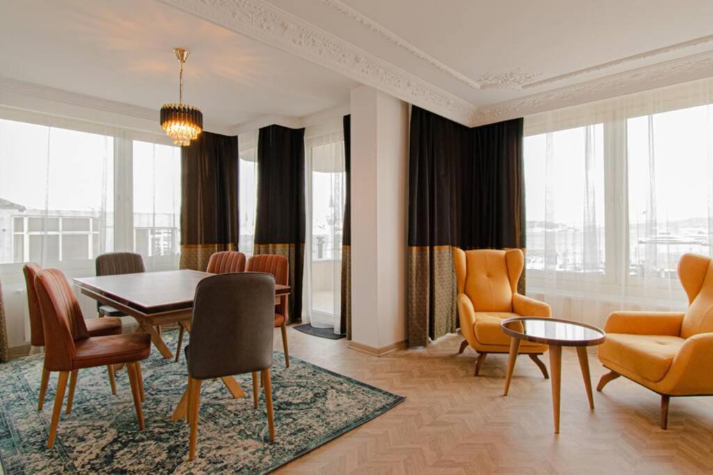 Charming Suite Bosphorus View Istanbul Eksteriør bilde